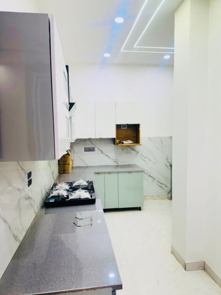 Kitchen, f block shastri nagar 3 Bedroom 1600 Sq.Ft. Builder Floor In F Block Shastri Nagar Ghaziabad 9138368