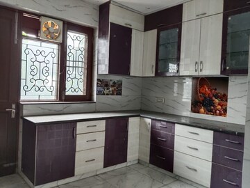 Kitchen in 2.5 BHK Builder Floor at Sector 92 – for Rent