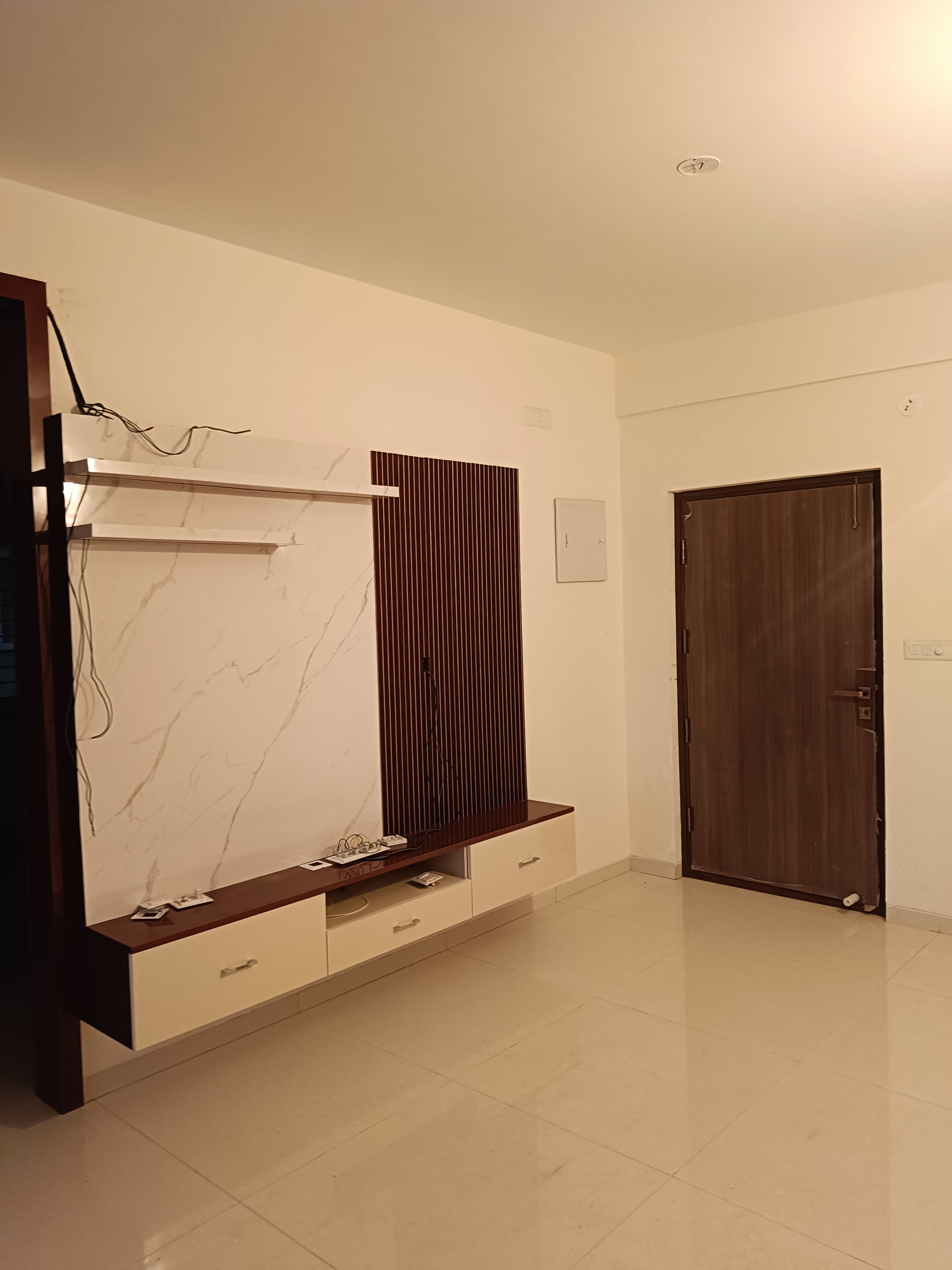 3 BHK + Pooja Room Apartment For Rent in DSR Highland Greenz