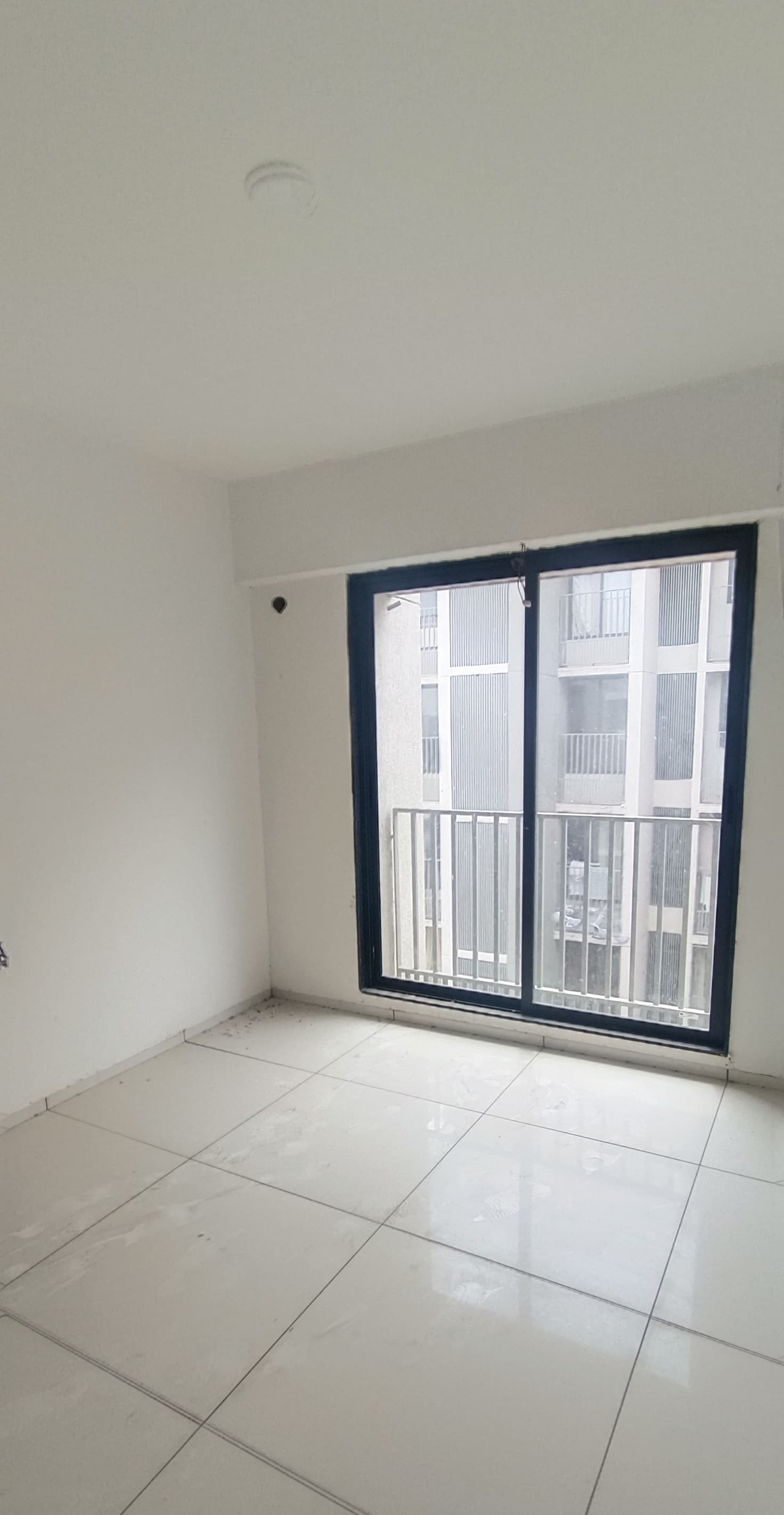 3 BHK Apartment For Sale in Leading Society