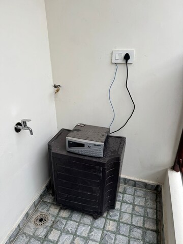 Furnished Amenities in 1 BHK Builder Floor at Malwa Escon Arena, Lohgarh – for Rent