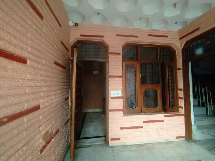 undefined, sector 13 2 Bedroom 900 Sq.Ft. Independent House In Sector 13 Chandigarh 9138535