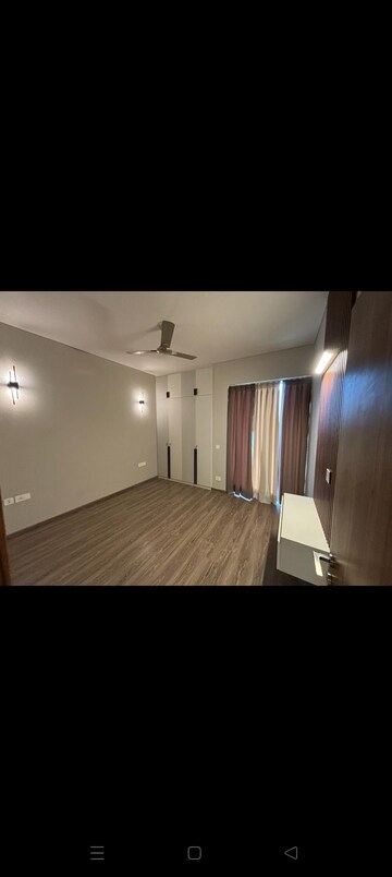 Bedroom in 4 BHK Builder Floor at Sector 57 – for Sale