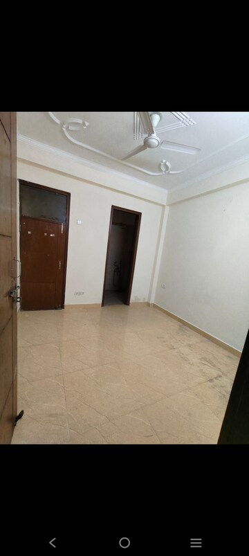 Room in 2 BHK Builder Floor at Saket – for Rent