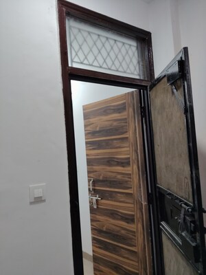  2 BHK Builder Floor at Boneeight Apartment, Khanpur – for Sale