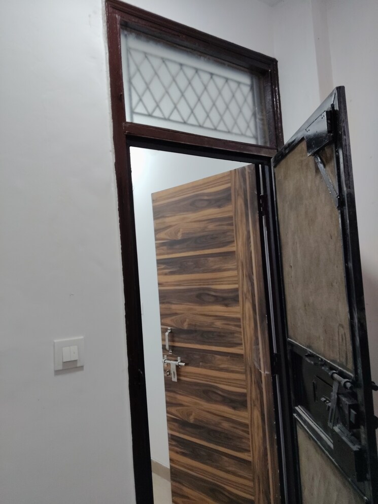 Other, boneeight-apartment 2 Bedroom 65 Sq.Yd. Builder Floor In Khanpur Delhi 9138689