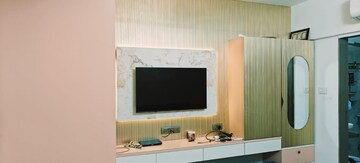 Furnished Amenities in 2 BHK Apartment at Oxy Beaumonde, Viman Nagar – for Rent