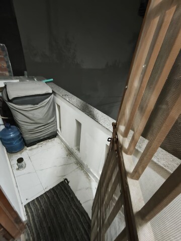 Team Area in 2 BHK Builder Floor at Sector 51 – for Rent