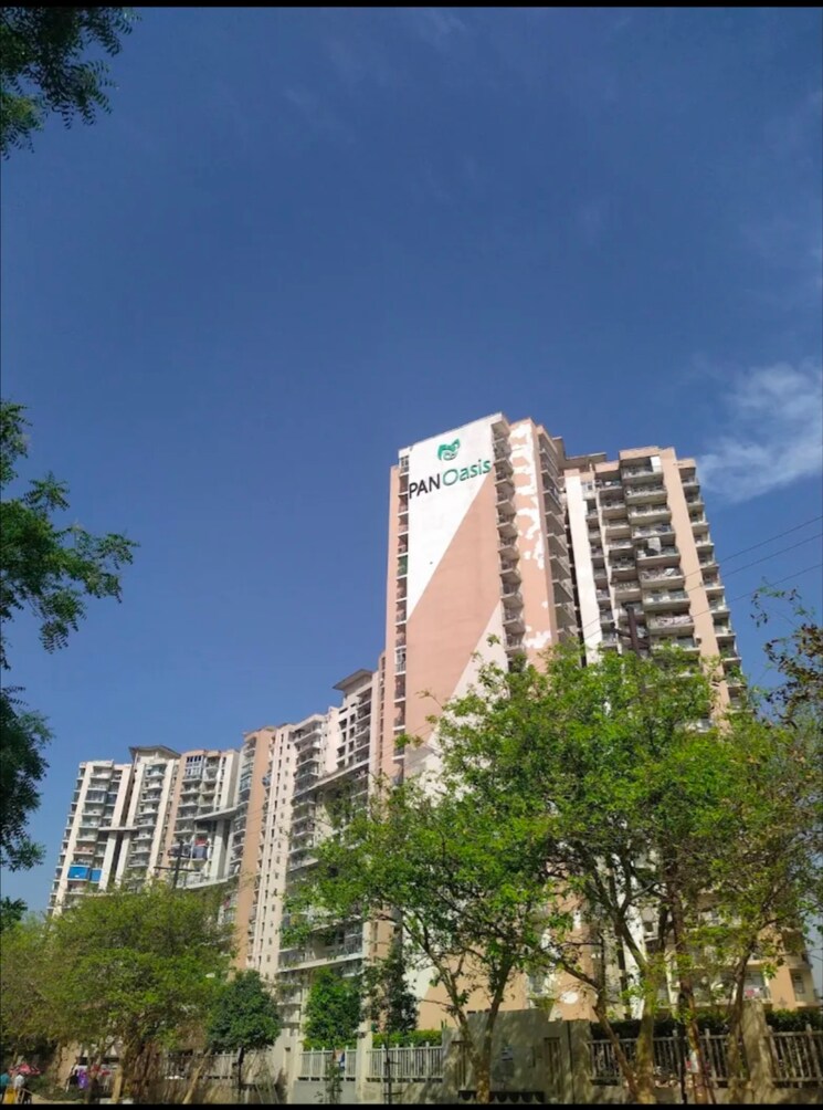 Exterior View, amrapali-pan-oasis 2 Bedroom 1125 Sq.Ft. Apartment In Sector 70 Noida 9138737