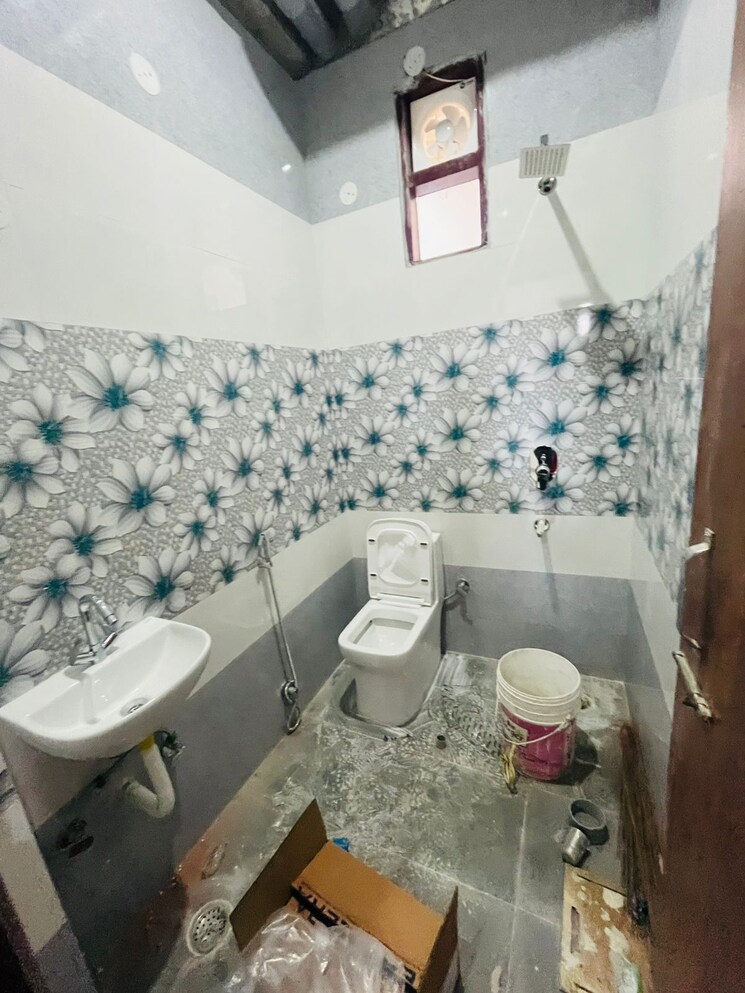 Bathroom, sector 51 1 Bedroom 765 Sq.Ft. Builder Floor In Sector 51 Gurgaon 9138752