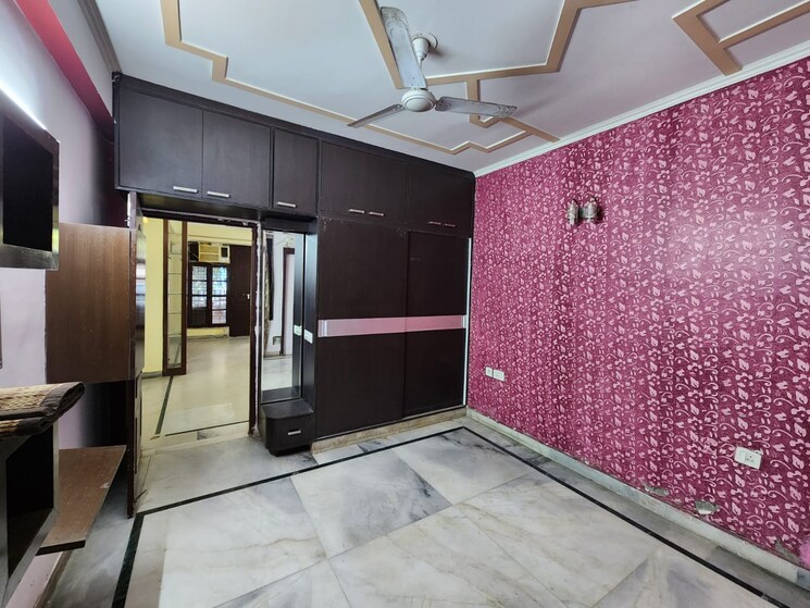 Bedroom, sector 46 3 Bedroom 2199 Sq.Ft. Builder Floor In Sector 46 Gurgaon 9138796