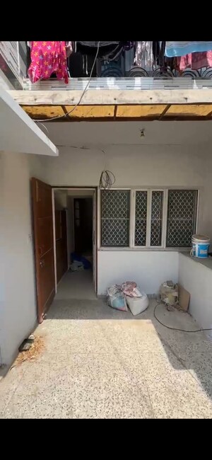Living Room in 4 BHK Apartment at Vasant Apartment Mayur Vihar, Mayur Vihar 1 – for Sale