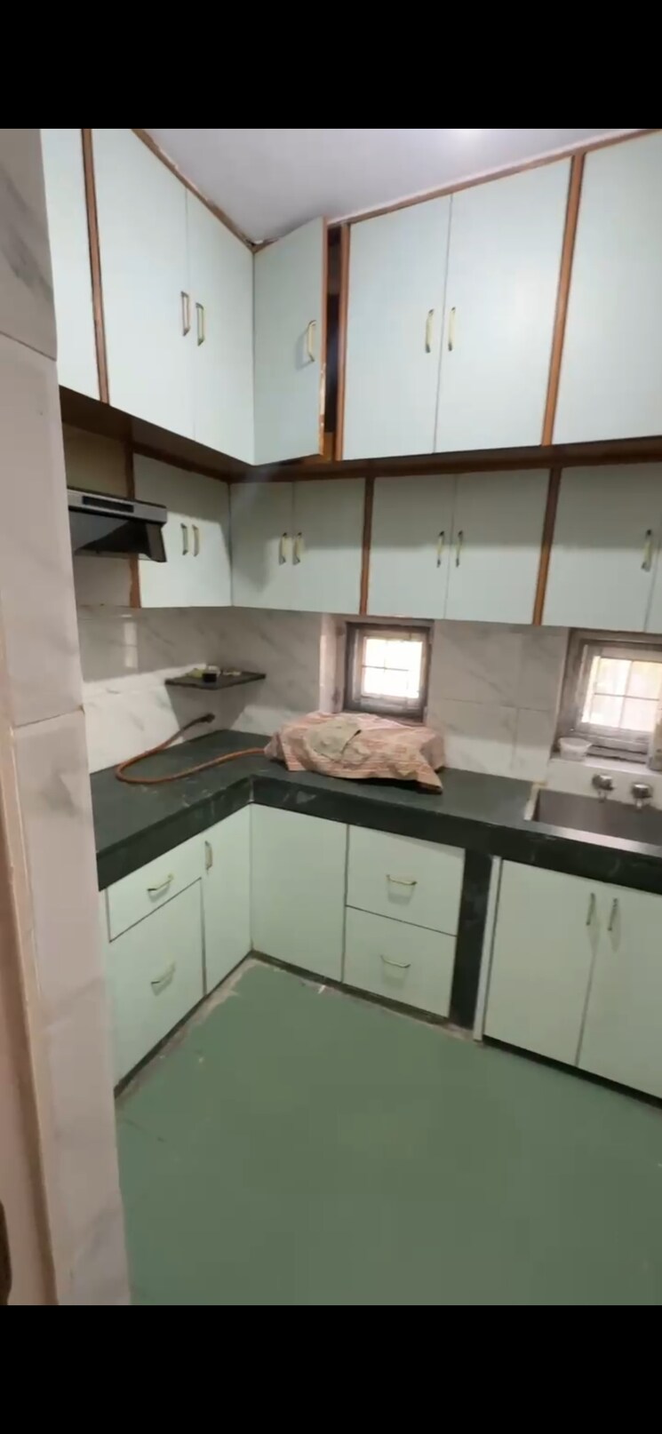 Kitchen, vasant-apartment-mayur-vihar 4 Bedroom 1650 Sq.Ft. Apartment In Mayur Vihar 1 Delhi 9138820