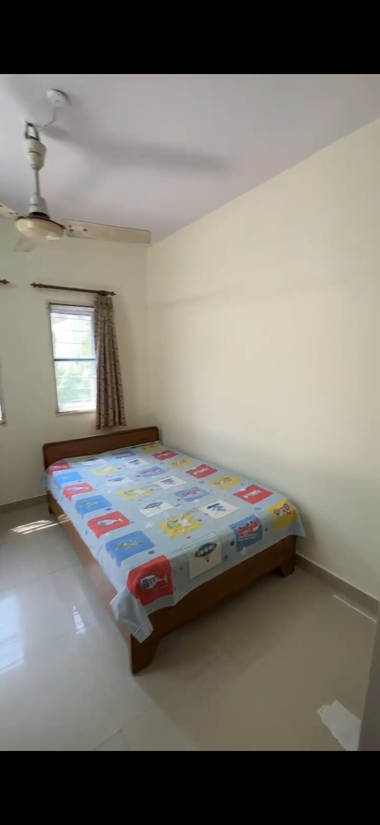 Bedroom, vasant-apartment-mayur-vihar 4 Bedroom 1650 Sq.Ft. Apartment In Mayur Vihar 1 Delhi 9138820