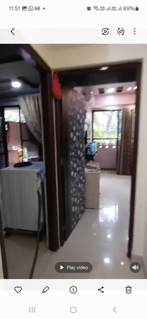 Furnished Amenities in 2.5 BHK Builder Floor at Khanda Colony – for Sale