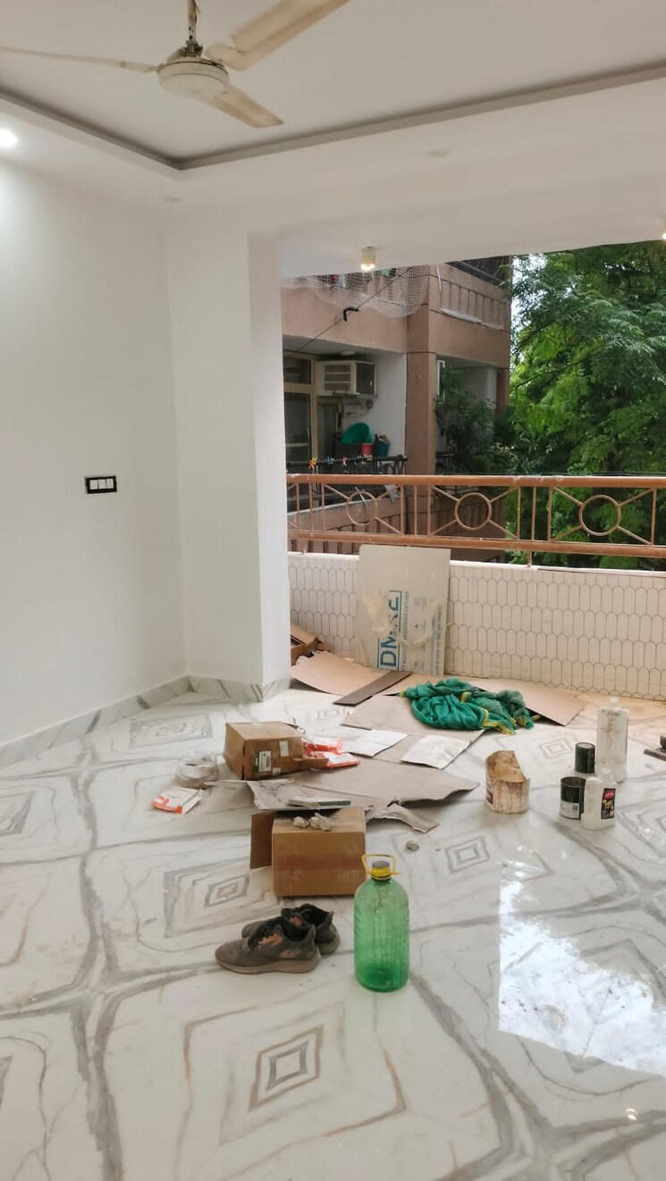 Room, sector 6 dwarka 3 Bedroom 1400 Sq.Ft. Apartment In Sector 6 Dwarka Delhi 9138890