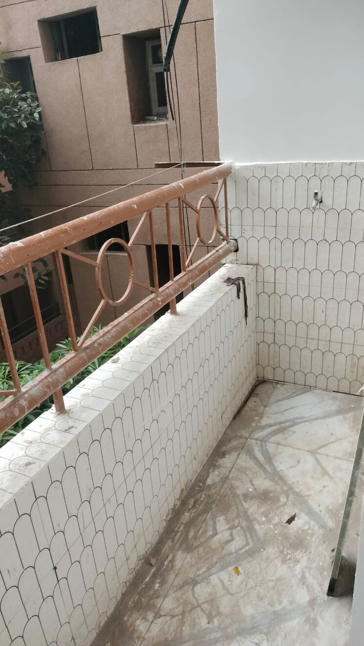 Balcony, sector 6 dwarka 3 Bedroom 1400 Sq.Ft. Apartment In Sector 6 Dwarka Delhi 9138890