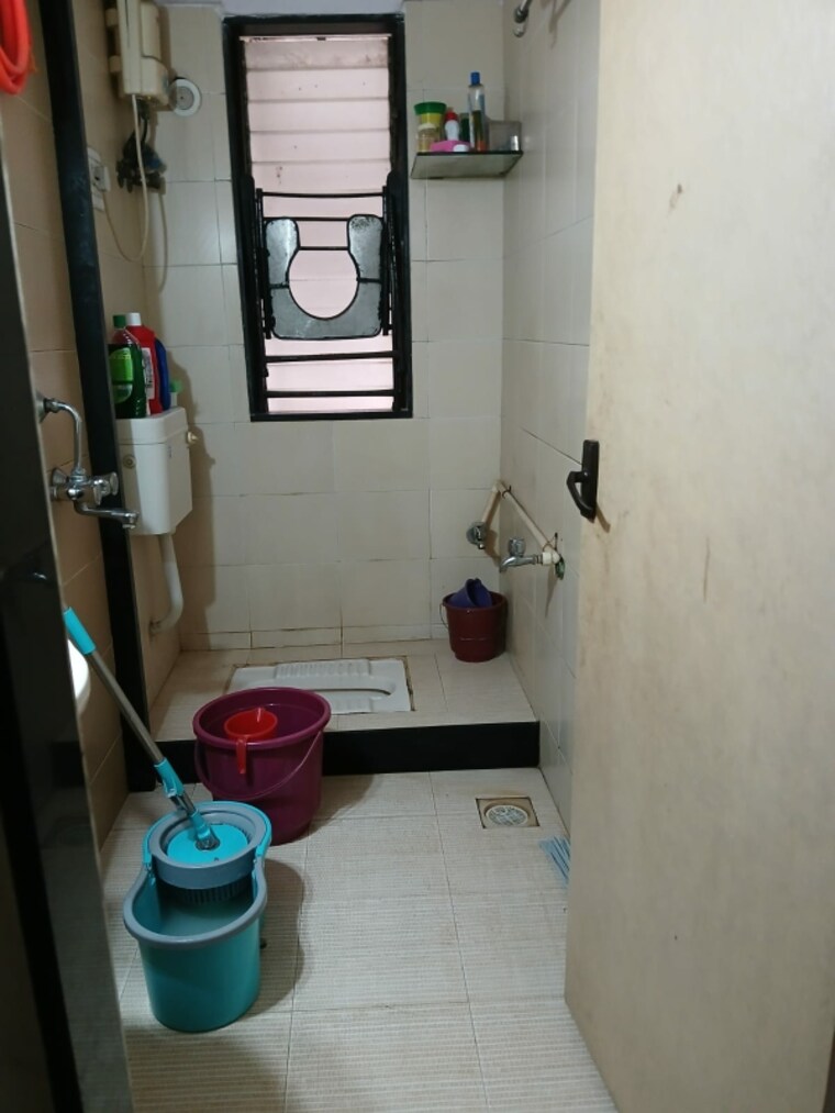 Bathroom, balaji-enclave-kandivali-east 1 Bedroom 560 Sq.Ft. Apartment In Kandivali East Mumbai 9138883