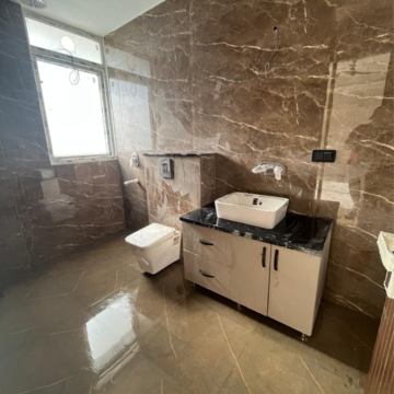 Bathroom in 3 BHK Apartment at Vipul Belmonte, Sector 53 – for Rent