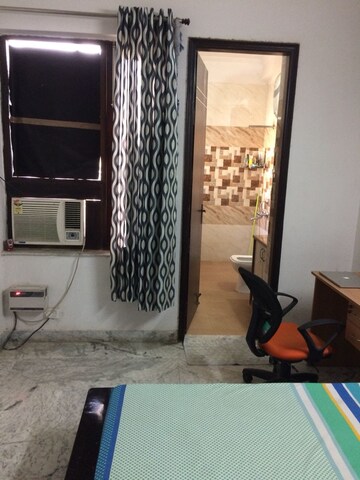 Team Area in 2 BHK Builder Floor at Orchid Island, Sector 51 – for Rent
