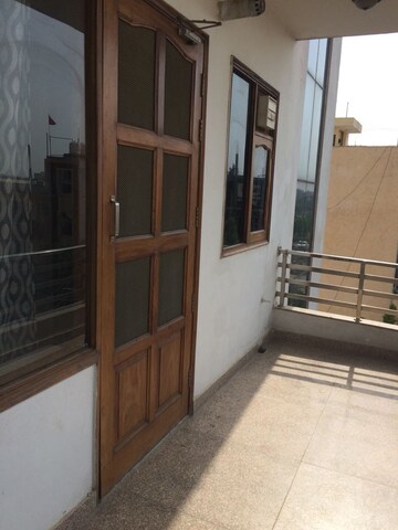 Balcony in 2 BHK Builder Floor at Orchid Island, Sector 51 – for Rent