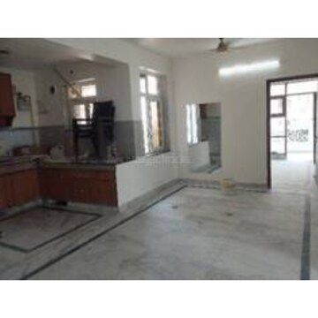 Room in 3 BHK Apartment at BPTP Park 81, Sector 81 – for Rent
