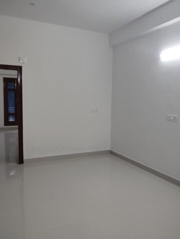 Room in 1 BHK Independent House at Sector 49 – for Rent