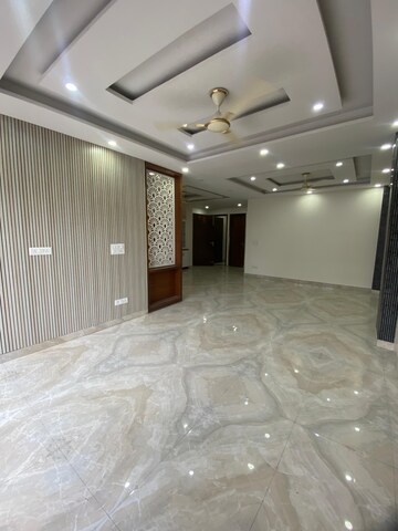 Bedroom in 3 BHK Builder Floor at Sector 19 Dwarka – for Rent