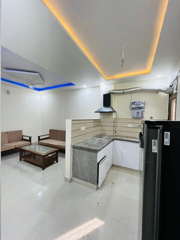 Team Area in 1 BHK Builder Floor at Sector 40 – for Rent