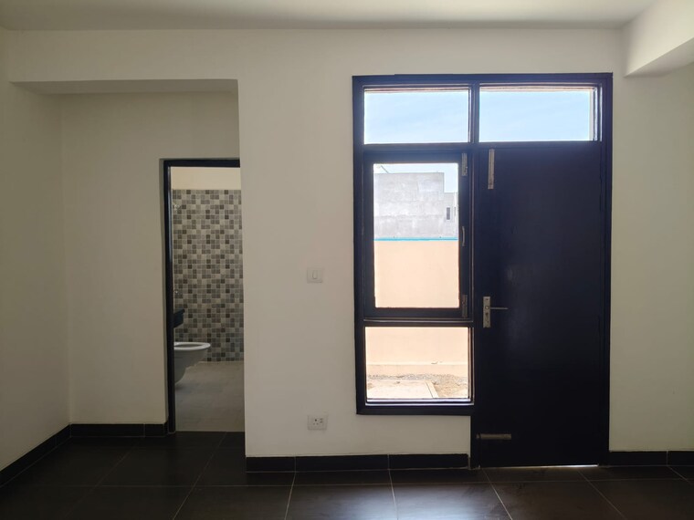 Room, wave-city 2.5 Bedroom 1355 Sq.Ft. Builder Floor In Wave City Ghaziabad 9139070