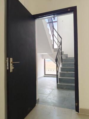 Staircase in 2.5 BHK Builder Floor at Wave City, Wave City – for Sale