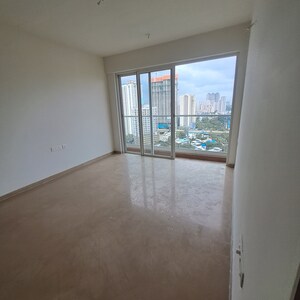 Room in 1 BHK Apartment at One Indiabulls Thane, Pokhran Road No Two – for Sale