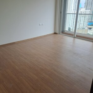 Room in 1 BHK Apartment at One Indiabulls Thane, Pokhran Road No Two – for Sale