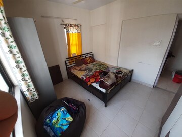 Bedroom in 2 BHK Apartment at Bhusari Colony – for Rent