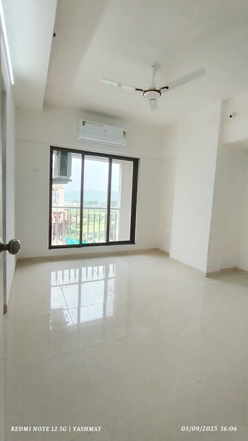 Master Bedroom in 2 BHK Apartment at Heena Presidency, Mira Road – for Sale