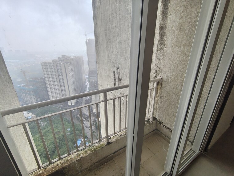 Balcony, indiabulls-greens 3 Bedroom 1650 Sq.Ft. Apartment In New Panvel Navi Mumbai 9139219