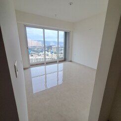 2 BHK Apartment For Sale in Kalpataru Sunrise Grande