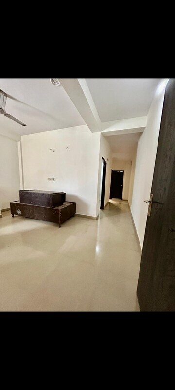 Team Area in 2 BHK Builder Floor at Saket – for Rent