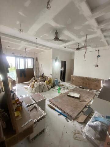 Team Area in 2 BHK Apartment at BDL Aura Apartments, Chembur – for Rent