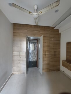 2 BHK Apartment For Sale in Signature Global The Roselia