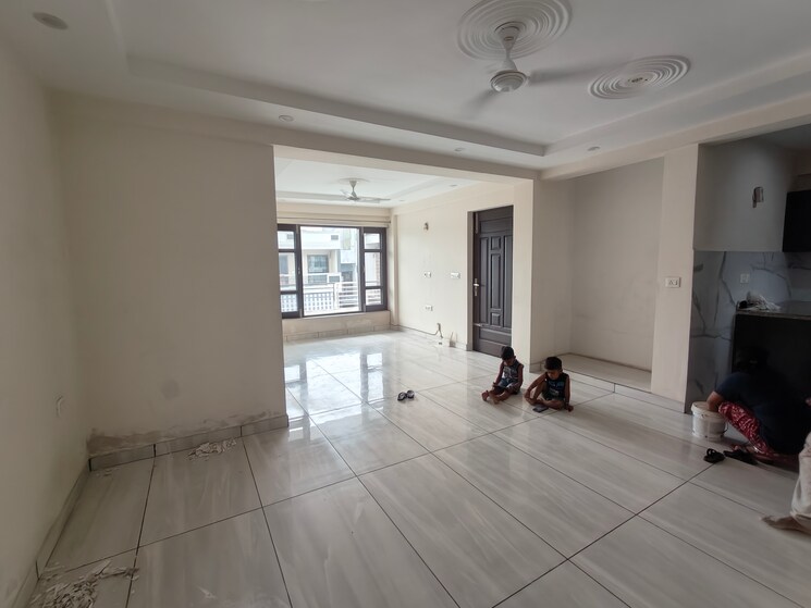 Room, ameya-sapphire-57 3 Bedroom 1800 Sq.Ft. Builder Floor In Sector 57 Gurgaon 9139452