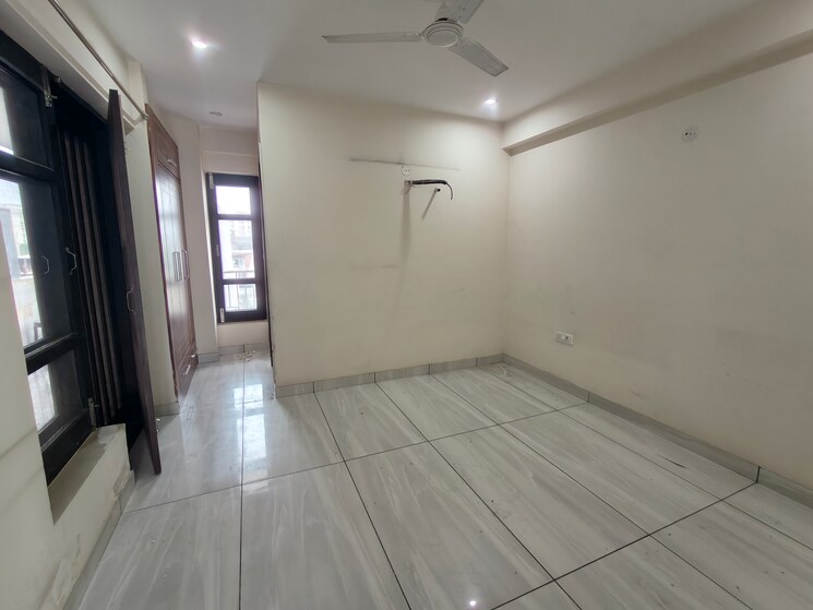 undefined, ameya-sapphire-57 3 Bedroom 1800 Sq.Ft. Builder Floor In Sector 57 Gurgaon 9139452