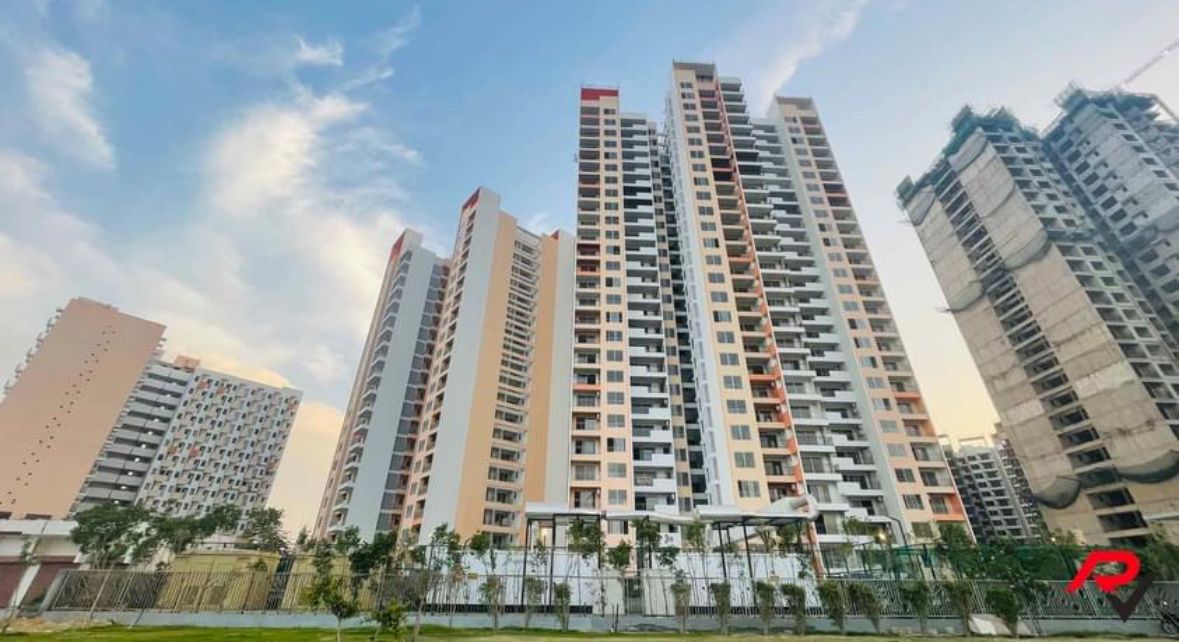 3 BHK + Pooja Room,Servant Room Apartment For Sale in Shapoorji Pallonji Joyville Gurgaon