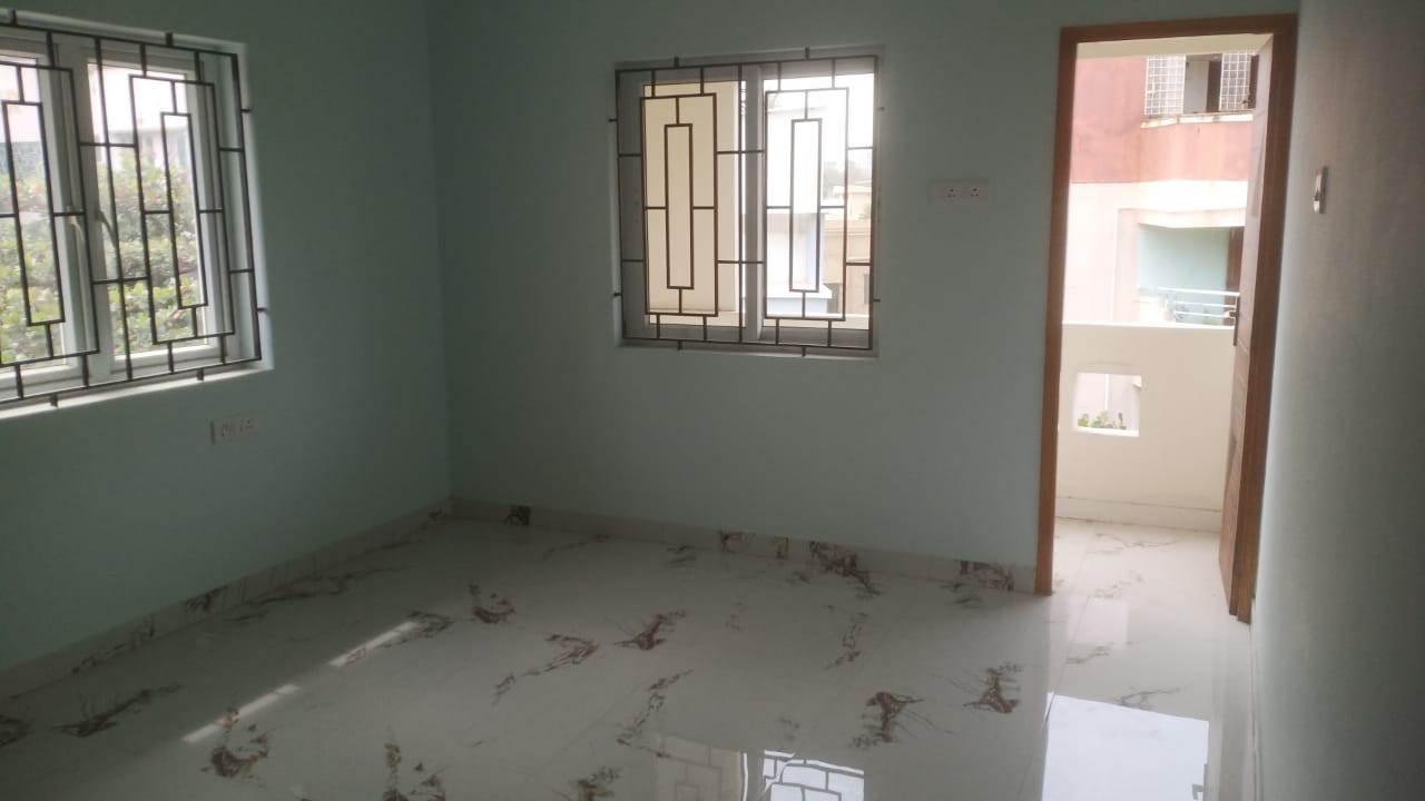 3 BHK Builder Floor For Sale in Samsur