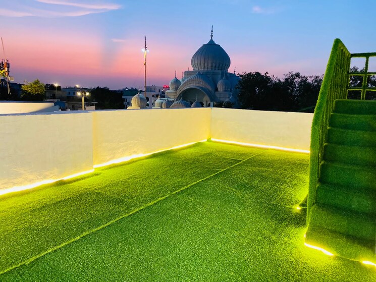 Garden, boutique-residential-apartments-a-15-19 3 Bedroom 1800 Sq.Ft. Apartment In Vasant Vihar Delhi 9139551