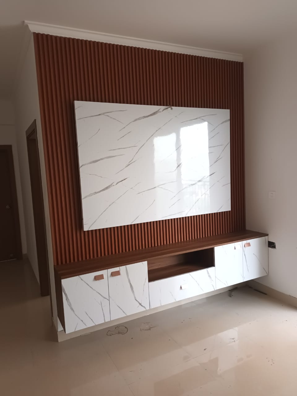 3 BHK + Pooja Room Apartment For Rent in Amrapali Kingswood