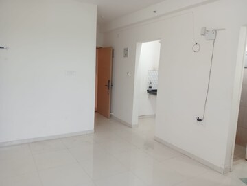 Room in 1 BHK Apartment at Godrej Hillside, Mahalunge – for Rent