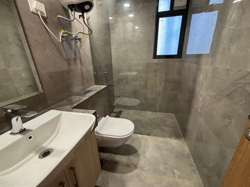 Bathroom in 3 BHK Apartment at M3M Heights, Sector 65 – for Rent