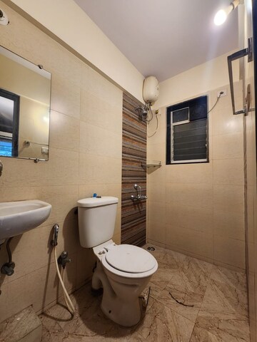 Attached Bathroom in 2 BHK Apartment at Videocon Towers B CHS LTD, Kandivali East – for Rent