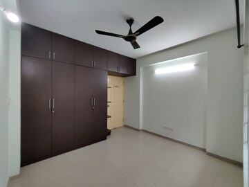 Room in 3 BHK Apartment at Nitesh Columbus Square, Bellary Road – for Rent
